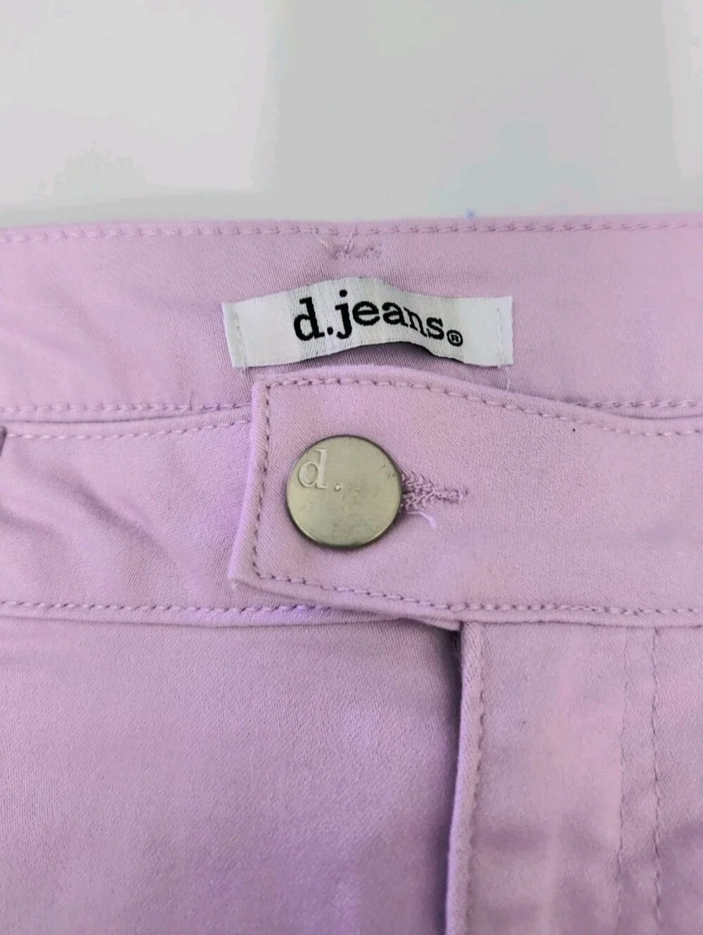 Size 12 Ladies d. jeans High Rise Ankle Jeans in Lavender Lilac